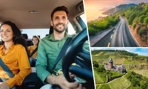Familj på bilsemester i Danmark, med vackra vyer av vägar, hav och en borg omgiven av vinodlingar.